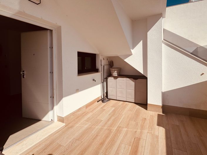 Image No.18-2 Bed Apartment for sale