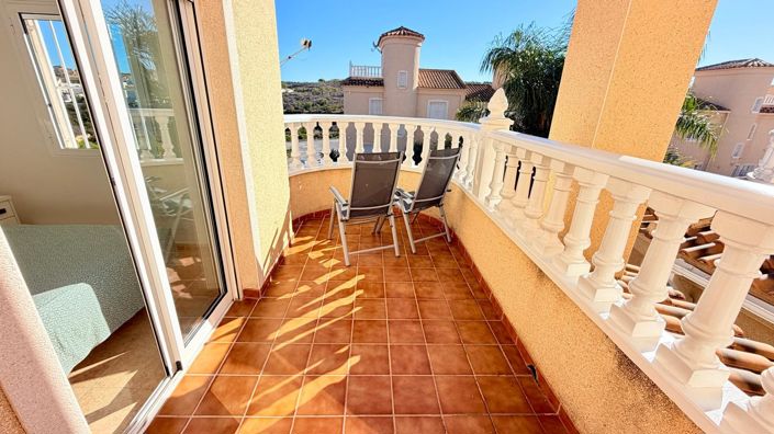 Image No.22-3 Bed Property for sale