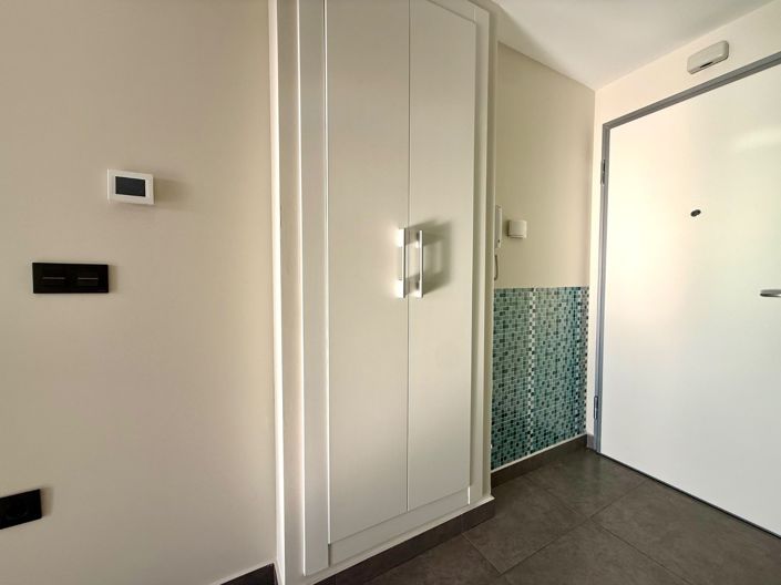 Image No.30-2 Bed Apartment for sale