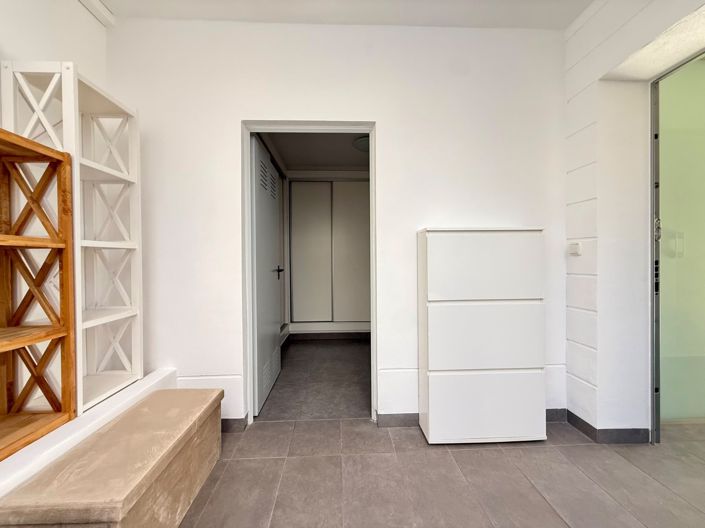 Image No.50-2 Bed Apartment for sale