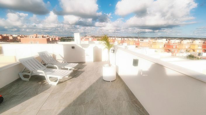 Image No.26-3 Bed Villa for sale