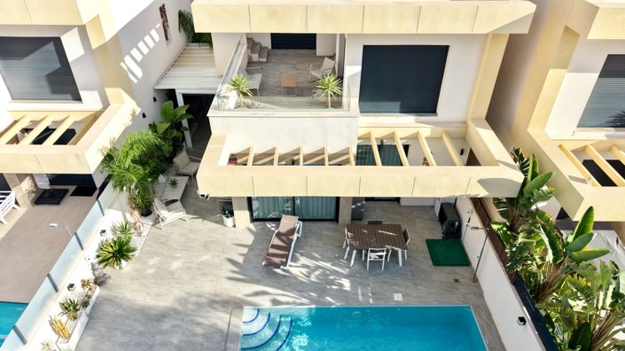 Image No.30-3 Bed Villa for sale