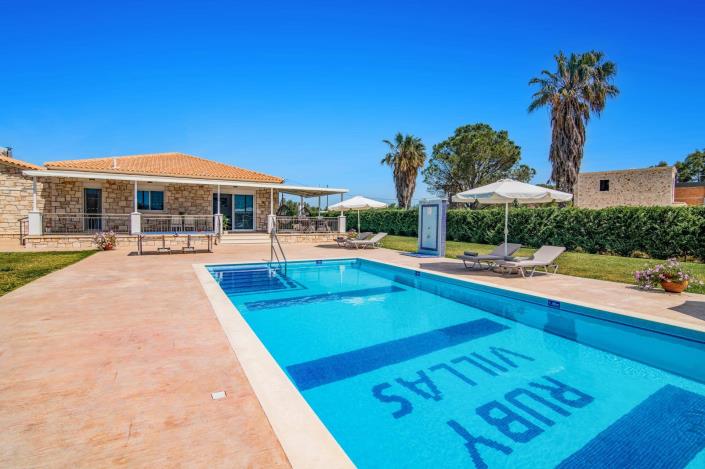 Image No.20-4 Bed Villa / Detached for sale