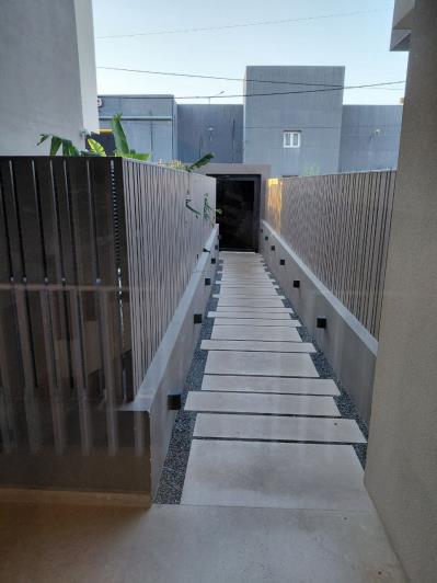 Image No.3-2 Bed Maisonette for sale