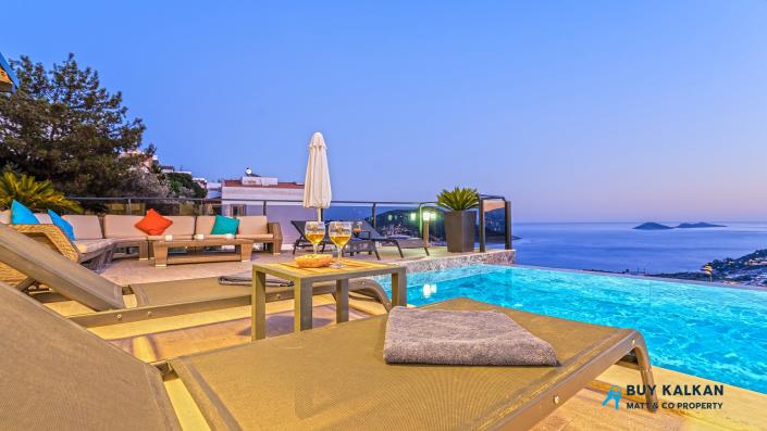 Image No.5-Villa / Détaché de 5 chambres à vendre à Kalkan