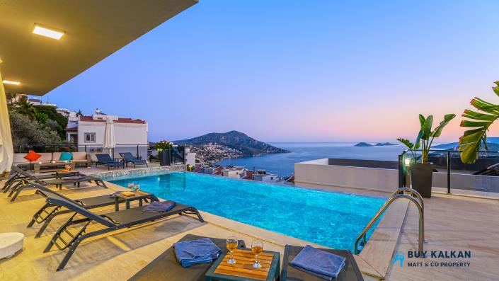 Image No.6-Villa / Détaché de 5 chambres à vendre à Kalkan