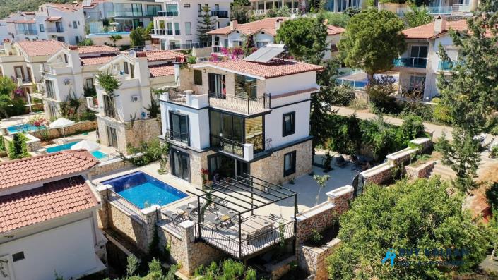 Image No.2-Villa / Détaché de 3 chambres à vendre à Kalkan