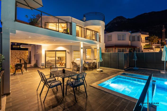 Image No.42-Villa / Détaché de 6 chambres à vendre à Kalkan