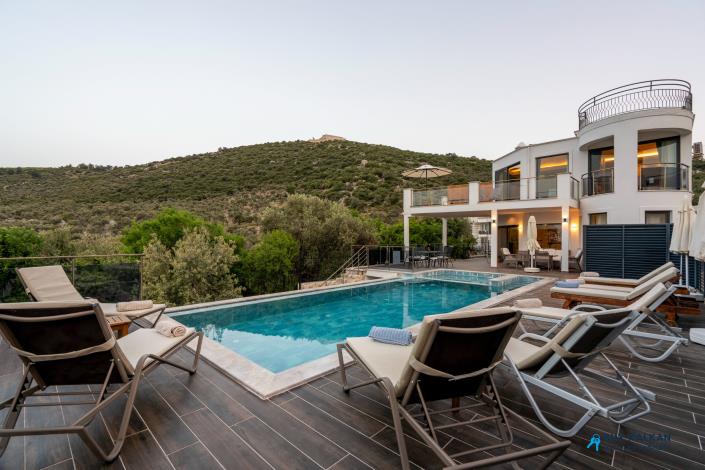 Image No.45-Villa / Détaché de 6 chambres à vendre à Kalkan