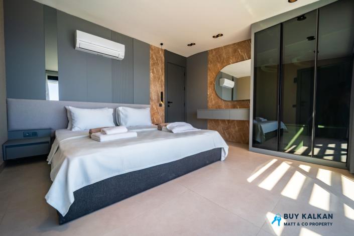 Image No.20-3 Bed Villa for sale