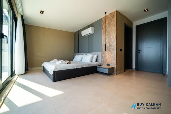Image No.31-3 Bed Villa / Detached for sale