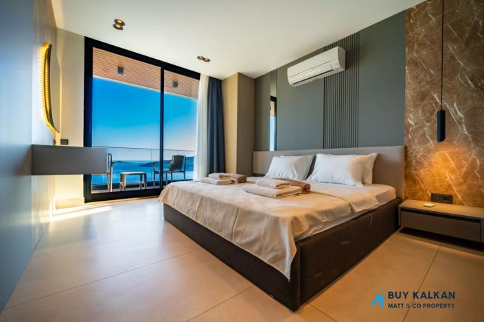 Image No.37-3 Bed Villa / Detached for sale