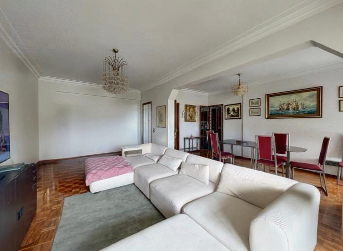 Image No.2-4 Bed Apartment for sale