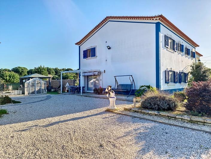 Image No.32-3 Bed House for sale