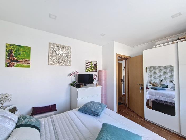 Image No.26-3 Bed House for sale