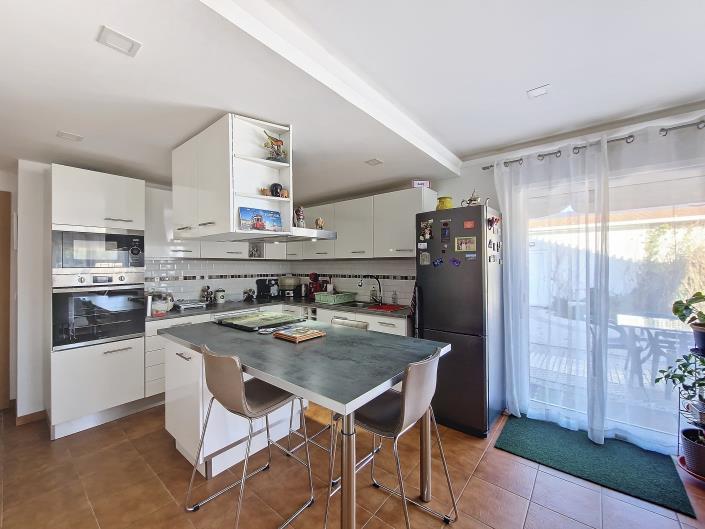 Image No.22-3 Bed House for sale