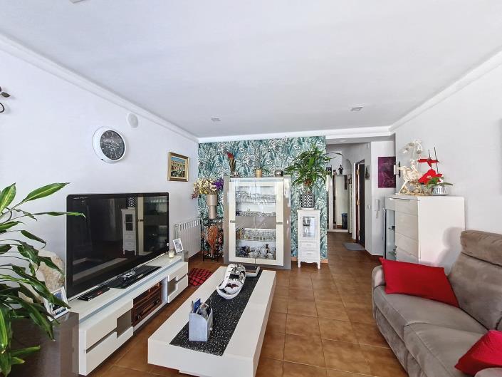 Image No.20-3 Bed House for sale