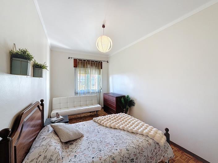 Image No.10-4 Bed Apartment for sale