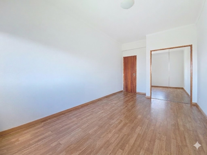 Image No.18-Appartement de 3 chambres à vendre