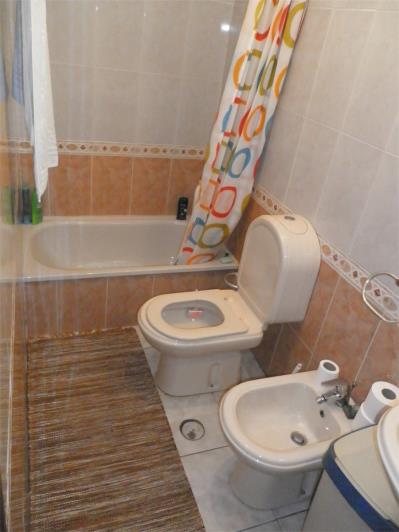 Image No.9-3 Bed House for sale