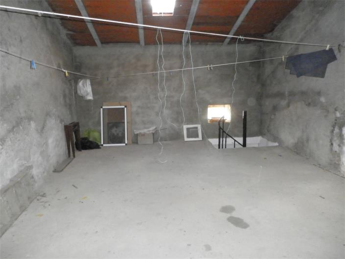 Image No.17-3 Bed House for sale