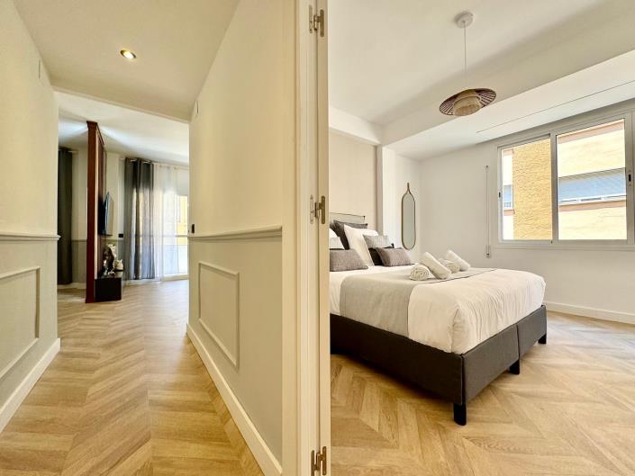 Image No.18-4 Bed Apartment for sale