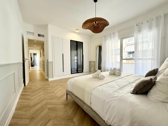Image No.26-4 Bed Apartment for sale