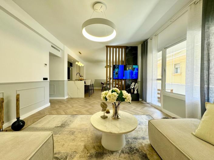 Image No.3-4 Bed Apartment for sale