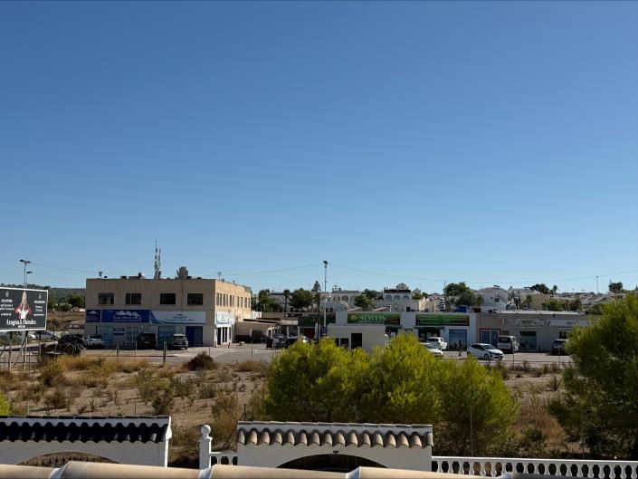 Image No.26-4 Bed Villa / Detached for sale