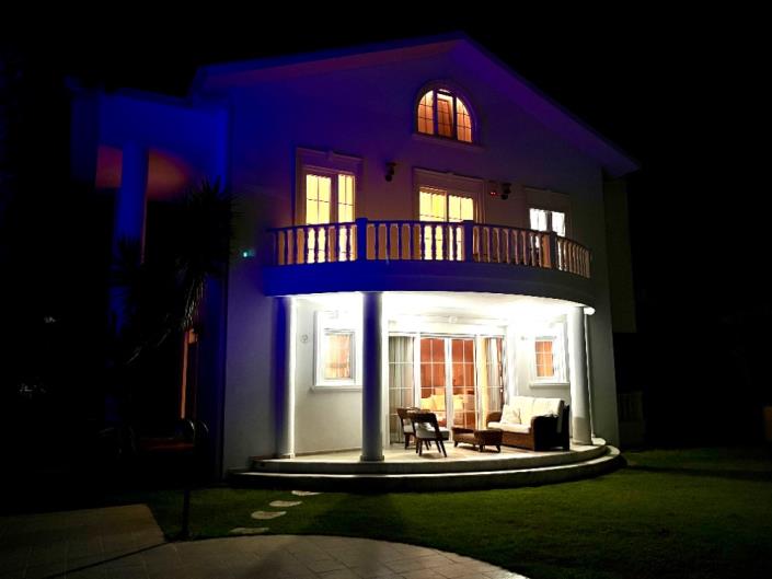 Image No.10-3 Bed Villa / Detached for sale