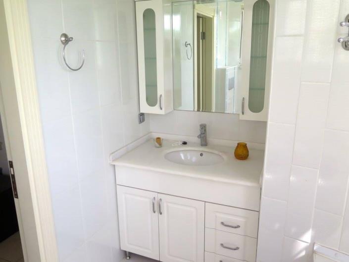 Image No.18-3 Bed Villa / Detached for sale
