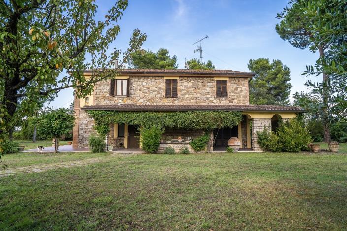 Image No.3-Villa / Détaché de 5 chambres à vendre à Marsciano