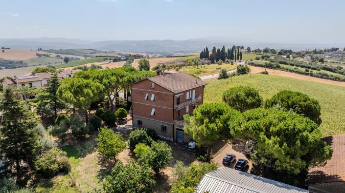 Image No.3-6 Bed Villa / Detached for sale