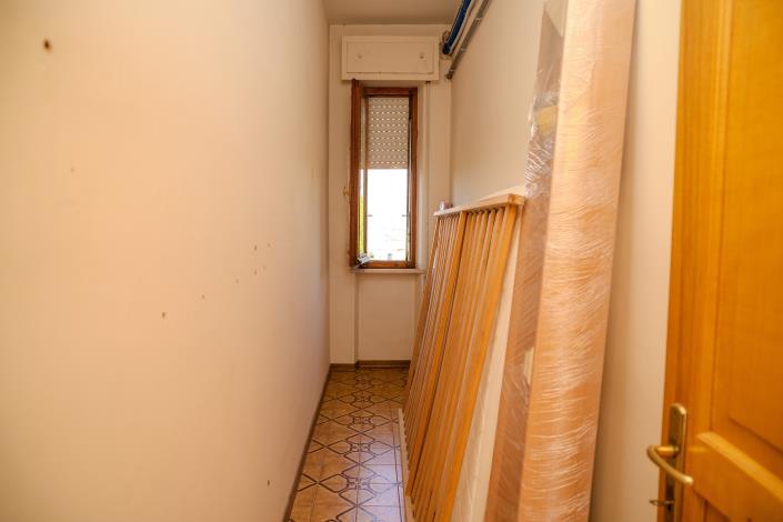 Image No.14-6 Bed Villa / Detached for sale