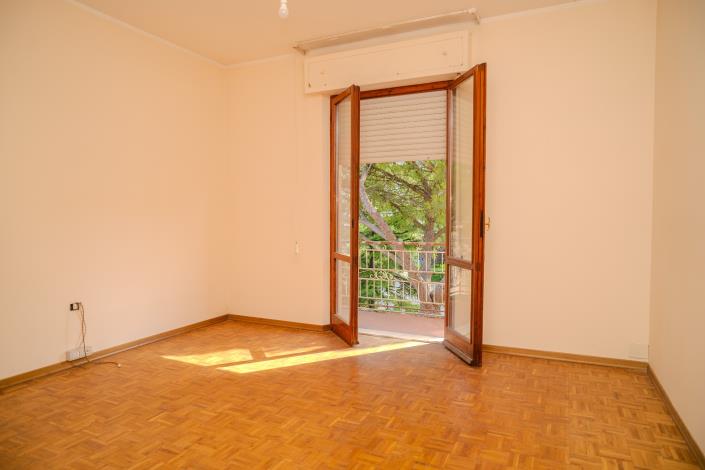 Image No.15-6 Bed Villa / Detached for sale