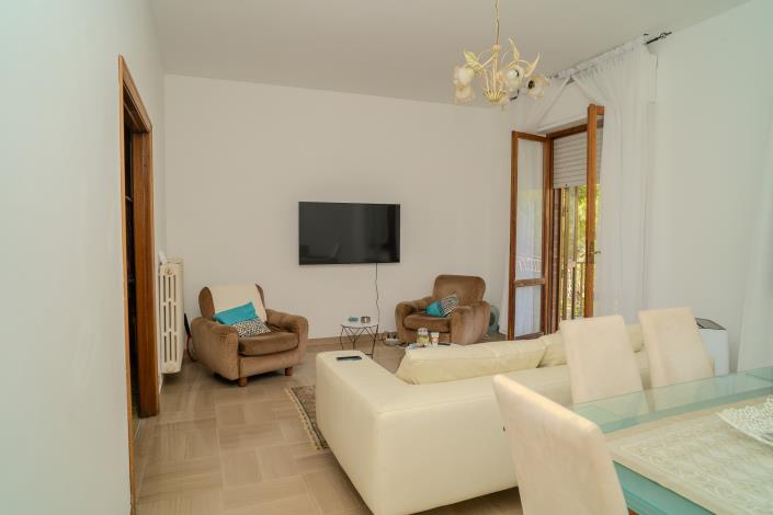 Image No.32-6 Bed Villa / Detached for sale