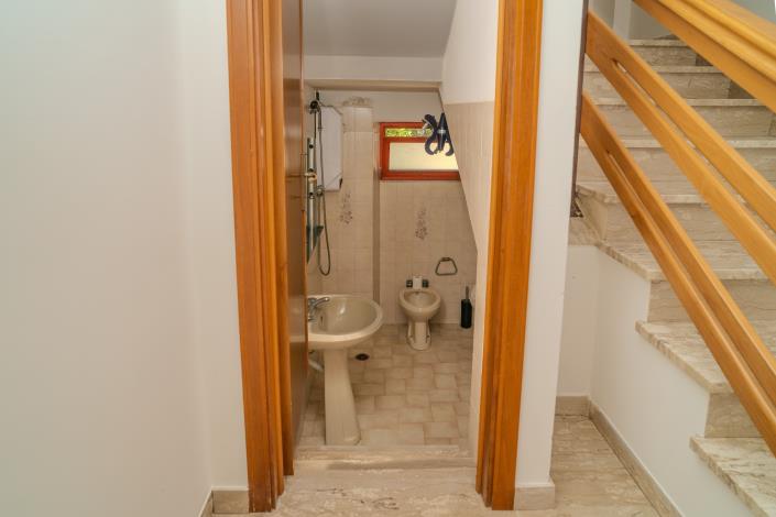 Image No.37-6 Bed Villa / Detached for sale