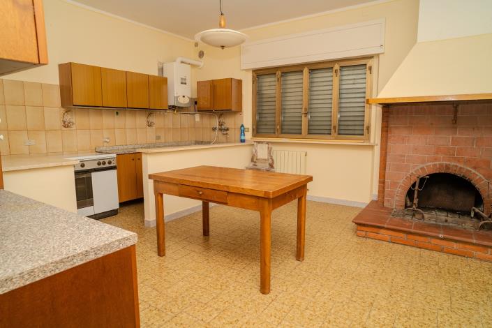 Image No.39-6 Bed Villa / Detached for sale