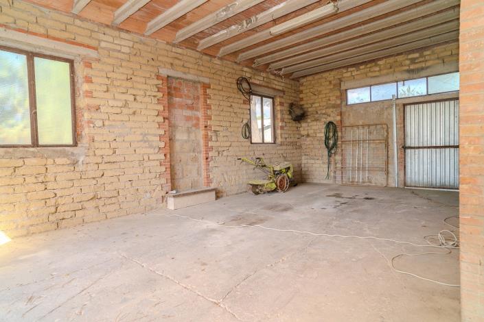 Image No.41-6 Bed Villa / Detached for sale