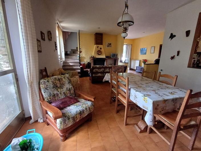 Image No.9-Villa / Détaché de 4 chambres à vendre à San Venanzo