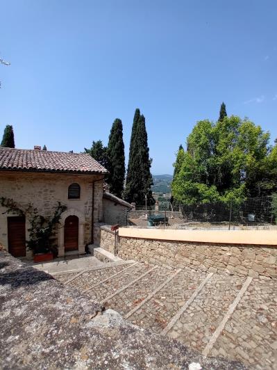 Image No.30-2 Bed Townhouse for sale
