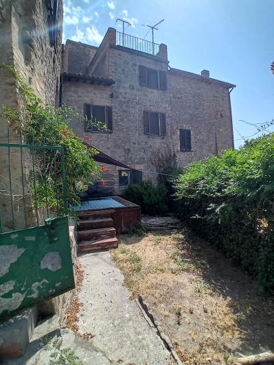 Image No.31-2 Bed Townhouse for sale
