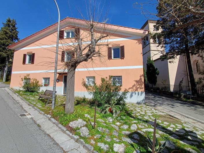 Image No.2-4 Bed Villa / Detached for sale