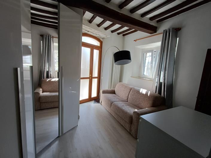 Image No.12-4 Bed Villa / Detached for sale