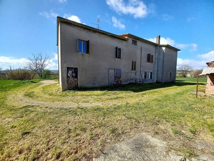 Image No.7-4 Bed Farmhouse for sale