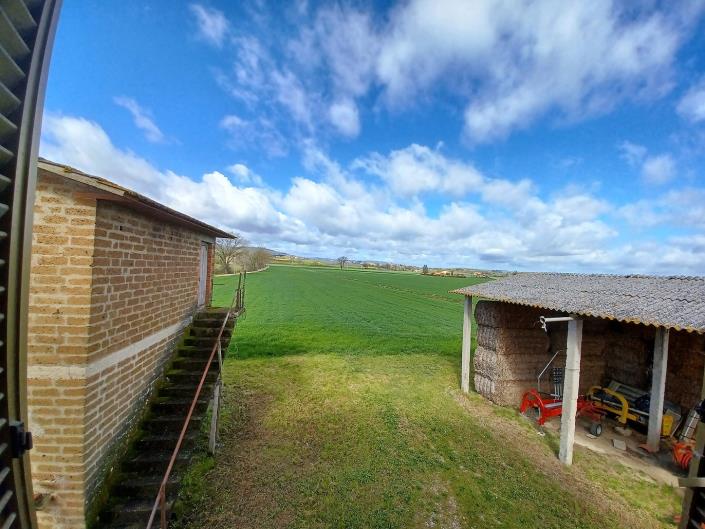 Image No.40-4 Bed Farmhouse for sale