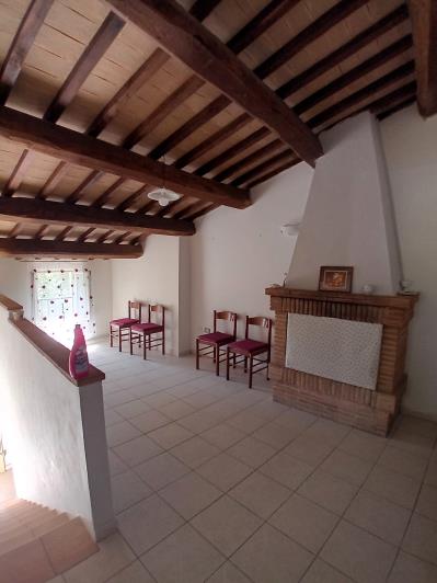 Image No.8-2 Bed Semi-Detached for sale