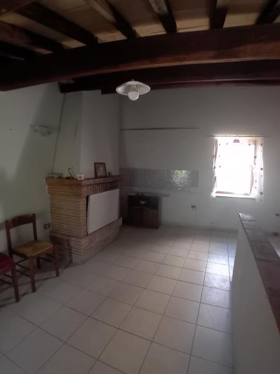 Image No.23-2 Bed Semi-Detached for sale