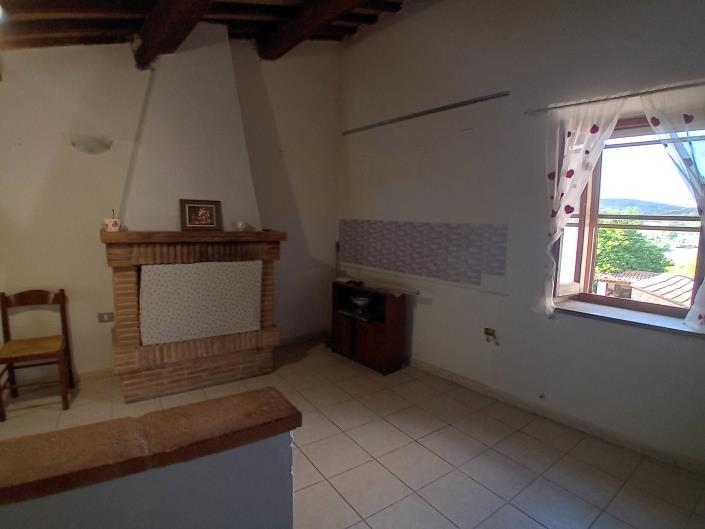 Image No.24-2 Bed Semi-Detached for sale