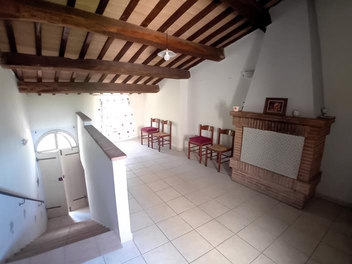 Image No.26-2 Bed Semi-Detached for sale